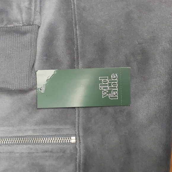 Women's Quarter Zip Velour Tunic Sweatshirt | Wild Fable | Medium - Picture 7 of 9